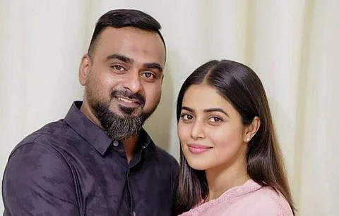 கர்ப்பத்தை அறிவித்தார் நடிகை பூர்ணா!