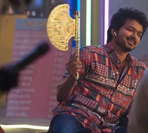 வெளியான ஒருமணி நேரத்தில் யூடியூபை அதிரவைத்த வாரிசு டிரைலர்!