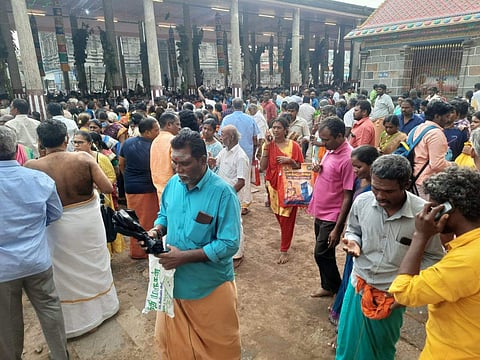 சிதம்பரம் நடராஜ பெருமானுக்கு மகாபிஷேகம்: ஆயிரக்கணக்கானோர் பங்கேற்பு!