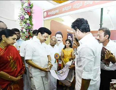 சங்க இலக்கிய மாத நாட்காட்டி: முதல்வர் ஸ்டாலின் வெளியிட்டார்
