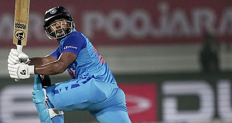 பந்துவீச்சாளர்களின் உத்தியை மாற்றிய திரிபாதி: பாண்டியா பாராட்டு!