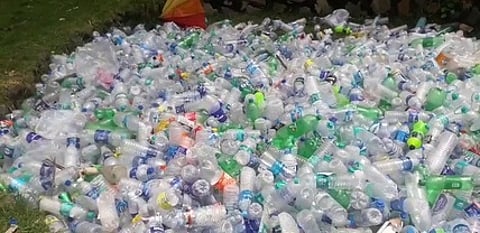 நெகிழிக்கு மாற்றாகும் காகிதம்