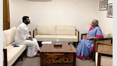 நிர்மலா சீதாராமனுடன் அண்ணாமலை சந்திப்பு!