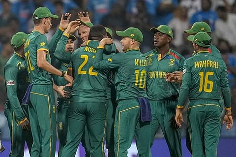 இங்கிலாந்தை 229 ரன்கள் வித்தியாசத்தில் வீழ்த்தி தென்னாப்பிரிக்கா அபார வெற்றி!