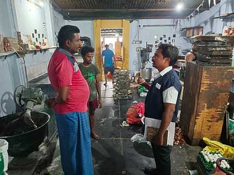 பேக்கரிக்கு ரூ.10 ஆயிரம் அபராதம்