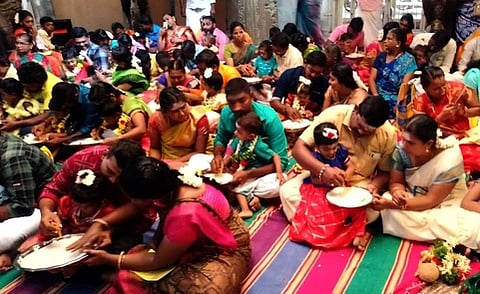 விஜயதசமி விழா: நெல்லையப்பா், சரஸ்வதி கோயில்களில் வித்யாரம்பம்