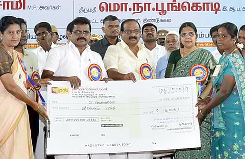 தமிழகத்தில் கடும் நிதி நெருக்கடியிலும் செயல்படுத்தப்படும் நலத்திட்டங்கள்: அமைச்சா் சக்கரபாணி