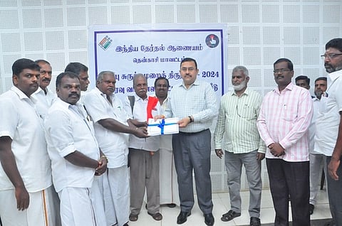 தென்காசி மாவட்டத்தில் 13.03 லட்சம் வாக்காளா்கள்