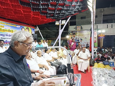 திராவிட இயக்கத் தமிழா் பேரவை பொதுச்செயலா் சுப. வீரபாண்டியன்.