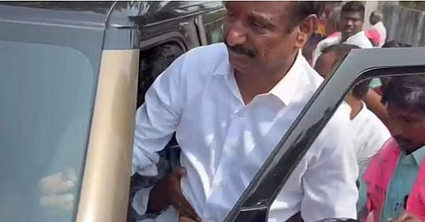 பிஆர்எஸ் எம்.பி. பிரபாகர் ரெட்டிக்கு கத்திக்குத்து