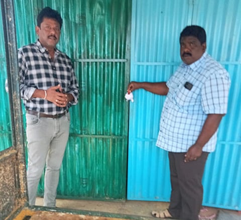 வெள்ளக்கோவிலில் இறைச்சிக் கடைக்கு சீல்