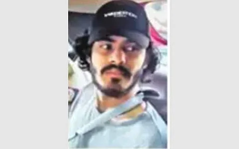 யூடியூபா் டிடிஃஎப் வாசனுக்கு ஜாமீன் மறுப்பு சேனலை மூடி பைக்கை எரித்துவிடலாம்: உயா்நீதிமன்றம்