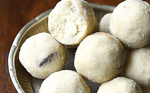 அவல் லட்டு