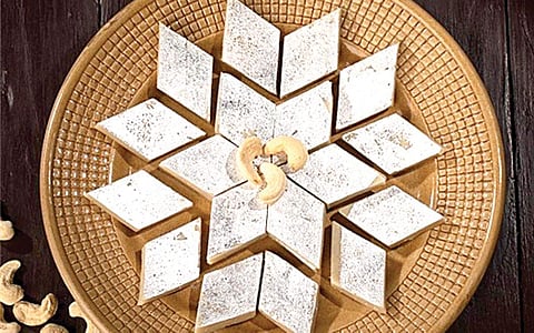 முந்திரி கத்லி