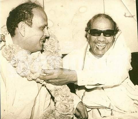 வி.பி.சிங் / கருணாநிதி