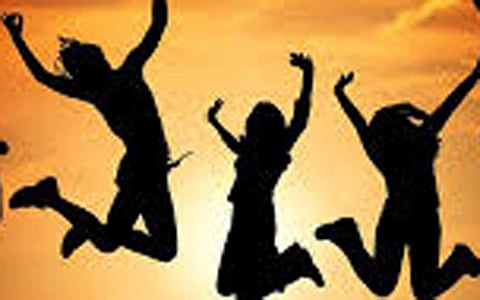 வெற்றிக்குப் பின்னால்...