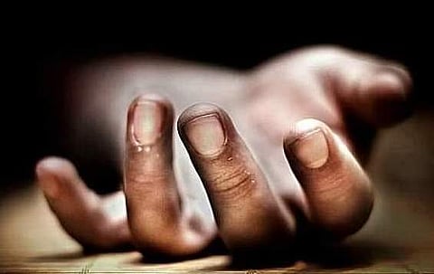 7 வயது சிறுவனோடு ஆற்றில் பாய்ந்து பெண் தற்கொலை