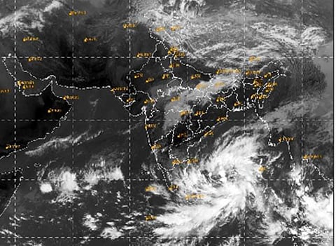 மிக்ஜம் புயல்: டிச.4ல் சென்னை-மசூலிப்பட்டினம் இடையே கரையைக் கடக்கிறது!