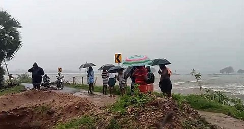 உணவு, மருத்துவம்: அவசர உதவி எண் 80778 80779!