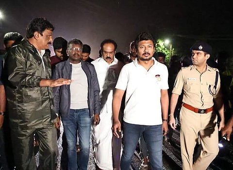 மீட்புப் பணியில் உதயநிதியுடன் மாரி செல்வராஜ்