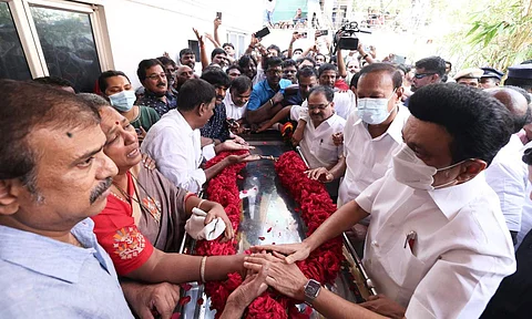 விஜயகாந்த் உடலுக்கு முதல்வர் அஞ்சலி!