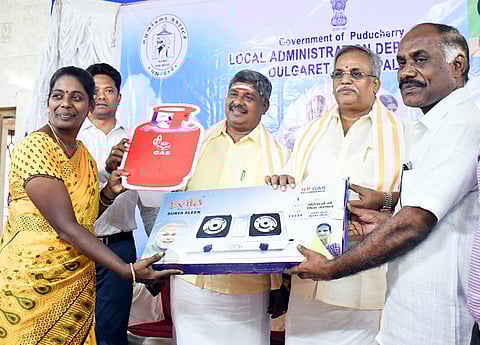 மத்திய அரசுத் திட்டங்கள்விழிப்புணா்வு கலந்துரையாடல்