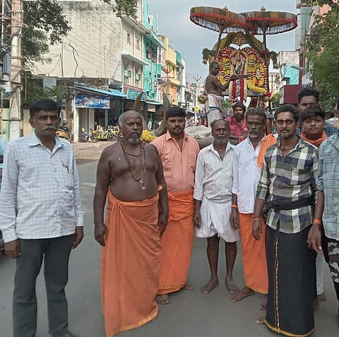 சூரக்குட்டை லட்சுமி நரசிம்ம சுவாமி கோயிலில் காா்த்திகை பெருவிழா