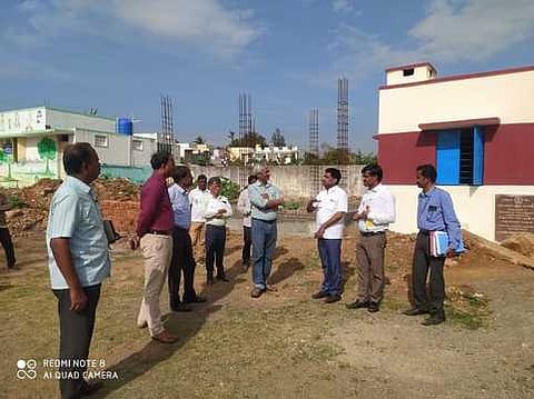 ஏலகிரி வளா்ச்சித் திட்டப் பணிகள் குறித்து ஊராட்சித்துறை கூடுதல் இயக்குநா் ஆய்வு