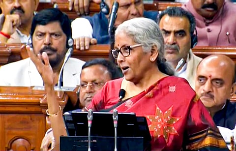 7.5 % வட்டியில் பெண்களுக்கான சிறுசேமிப்புத் திட்டம் அறிமுகம்!