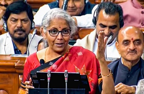 வரிச் சலுகைகளால் ரூ.37,000 கோடி இழப்பு: நிதியமைச்சா் நிா்மலா சீதாராமன்