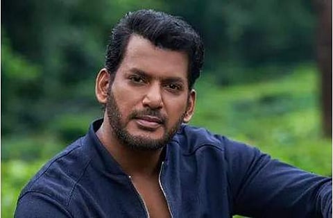 'சில நொடிகளில் உயிர் தப்பித்தது’: நடிகர் விஷால்