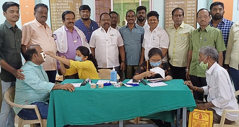 இலவச கண் சிகிச்சை முகாம்