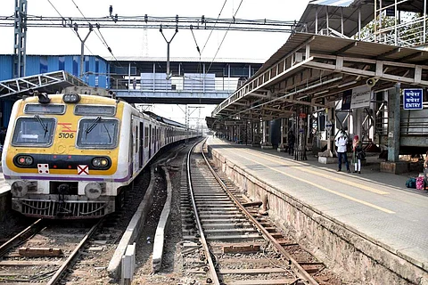 ரயிலில் டிக்கெட் எடுக்காதவர்களிடமிருந்து ரூ.100 கோடி அபராதமா?
