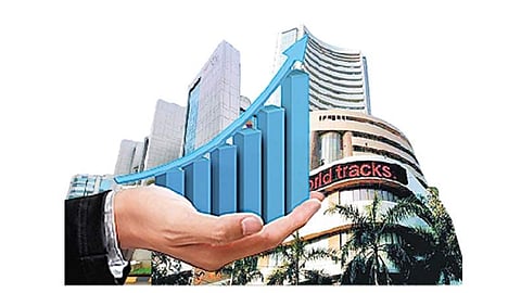 ரிசர்வ் வங்கி வட்டி விகிதம் குறைப்பு எதிரொலி: சென்செக்ஸ் 447 புள்ளிகள் உயர்வு!