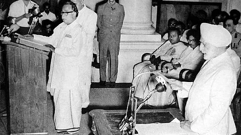பேரறிஞர் அண்ணா, வெறும் பெயரல்ல, தமிழர் பெற்ற உணர்வு!- முதல்வர் ஸ்டாலின் ட்வீட்