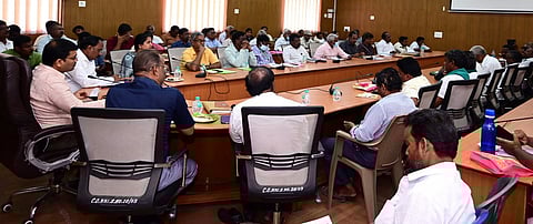 கெடிலம் ஆற்றில் தடுப்பணை கட்ட வேண்டும்: விவசாயிகள் கோரிக்கை