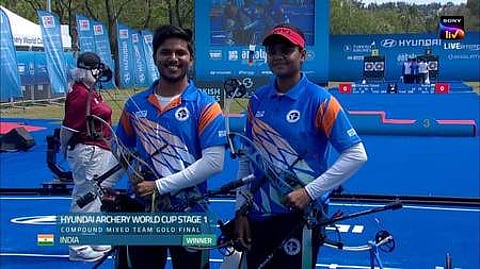 உலகக் கோப்பை வில்வித்தை:இரட்டைத் தங்கம் வென்ற இந்தியா