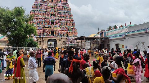 வைத்தீஸ்வரன் கோயிலில் பாதயாத்திரையாக வந்த தென்மாவட்ட பக்தர்கள்