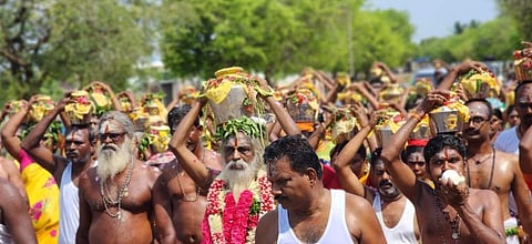 மானாமதுரை குண்டு முத்து மாரியம்மன் கோயிலில் பால்குட உற்சவ விழா