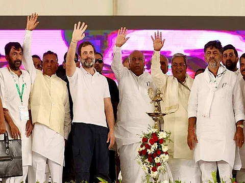 கா்நாடக முதல்வராக சித்தராமையா; துணை முதல்வராக டி.கே.சிவக்குமார் தேர்வு?