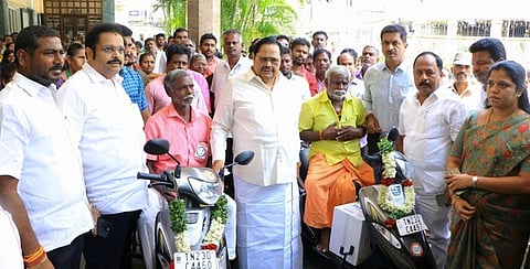 பாலாற்றின் குறுக்கே 7 இடங்களில் தடுப்பணை: அமைச்சா் துரைமுருகன்