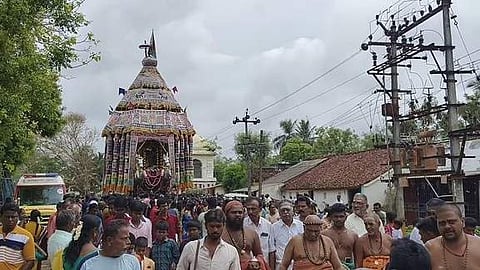 திருவீழிமிழலை கோயில் தேரோட்டம்