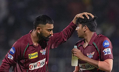 பிளே ஆஃப்பில் லக்னெள: கொல்கத்தா போராடித் தோல்வி!
