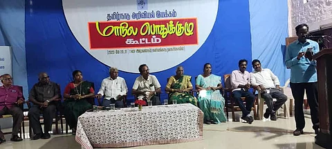 பொதுக்குழுவில் பேசுகிறார் செயலர் சுப்பிரமணியன்