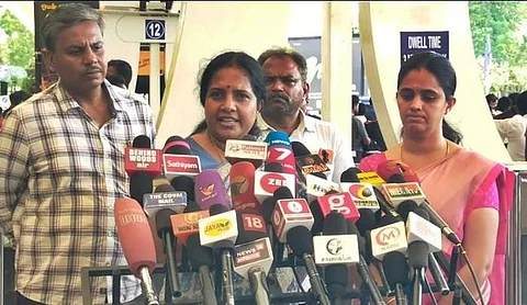 டாஸ்மாக்கில் மது குடிப்பவர்களின் ஆதார் எண்ணை இணைக்க வேண்டும்: வானதி சீனிவாசன் பேட்டி