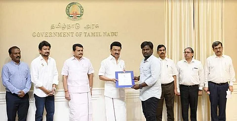 மின்சார வாரியத்தில் 103 பேருக்கு பணிநியமன ஆணையை முதல்வர் வழங்கினார்!