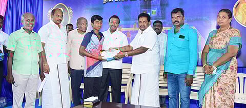 நாலுமாவடி கபடி பயிற்சி முகாமில் 185 பேருக்கு சான்று: அமைச்சா் அனிதா ஆா். ராதாகிருஷ்ணன் வழங்கினாா்