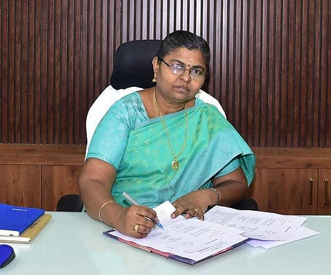 நாமக்கல் மாவட்ட ஆட்சியராக பொறுப்பேற்றுக் கொண்ட ச.உமா.