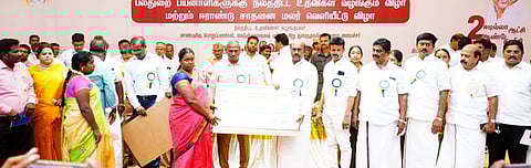 சுற்றுலாப் பயணிகளை கவரும் வகையில் ஏலகிரியில் கட்டுமானப் பணிகள்