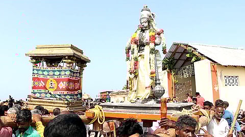 ராமேசுவரத்தில் விபீஷணா் பட்டாபிஷேகம்